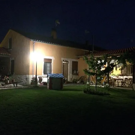 Ferienhaus Aperos Santibáñez de Valcorba